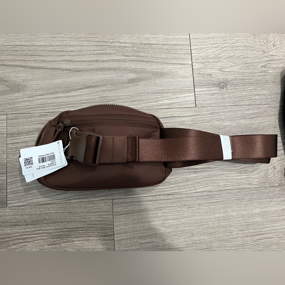 Lululemon Java Everywhere bag